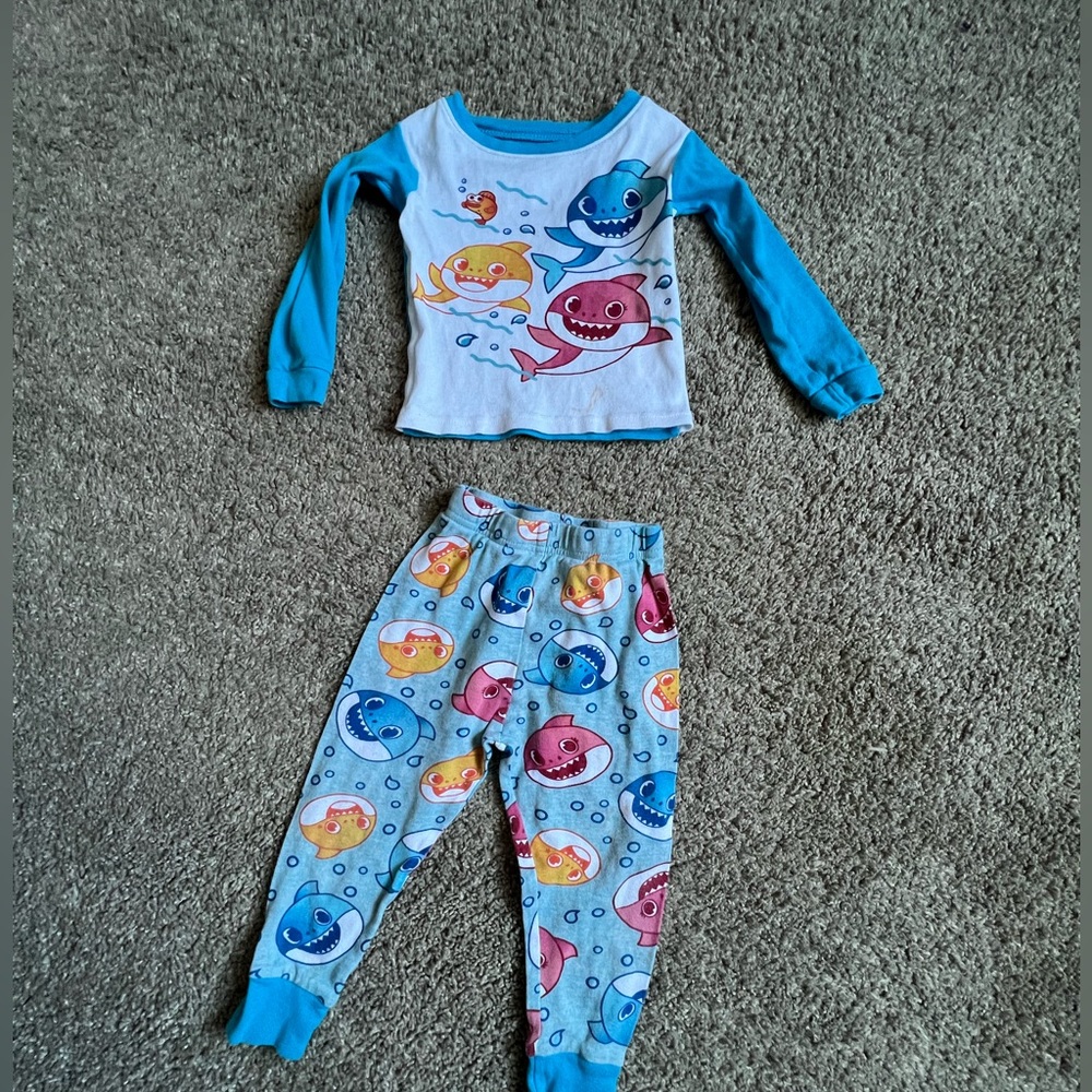 3T Baby Shark Pajamas